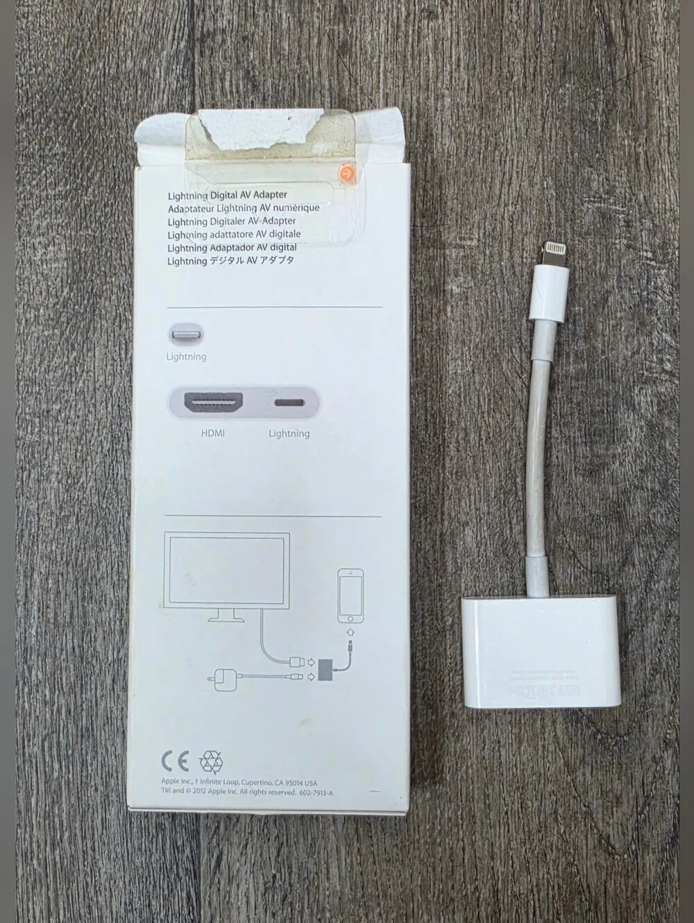 Apple Lightning Digital AV Adapter - White